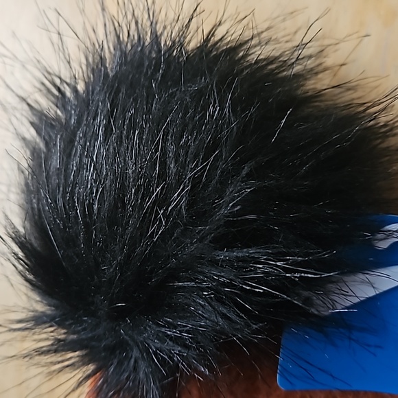 COLUMBIA BEANIE - Picture 4 of 11